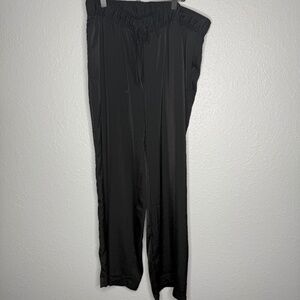 H & M  Black drawstrings casual pants with pockets